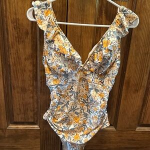 Cupshe Tummy Control One Piece Size M